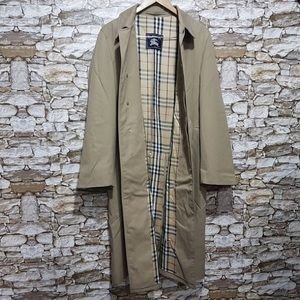 Mens Burberrys Rain Coat